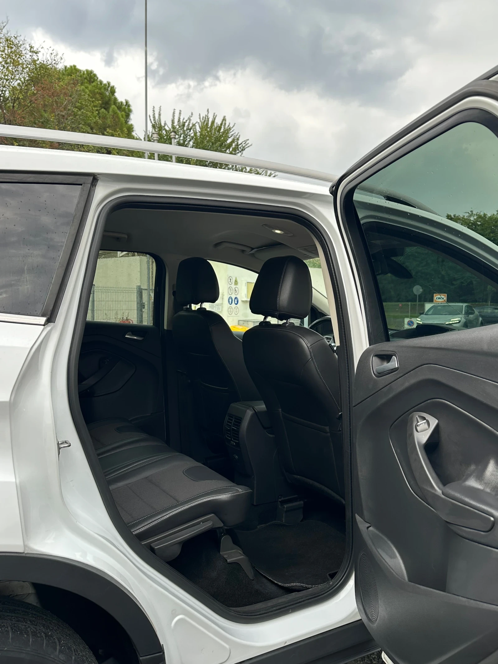 Ford Kuga 2.0 4x4 163hp, снимка 12 - Автомобили и джипове - 56168485