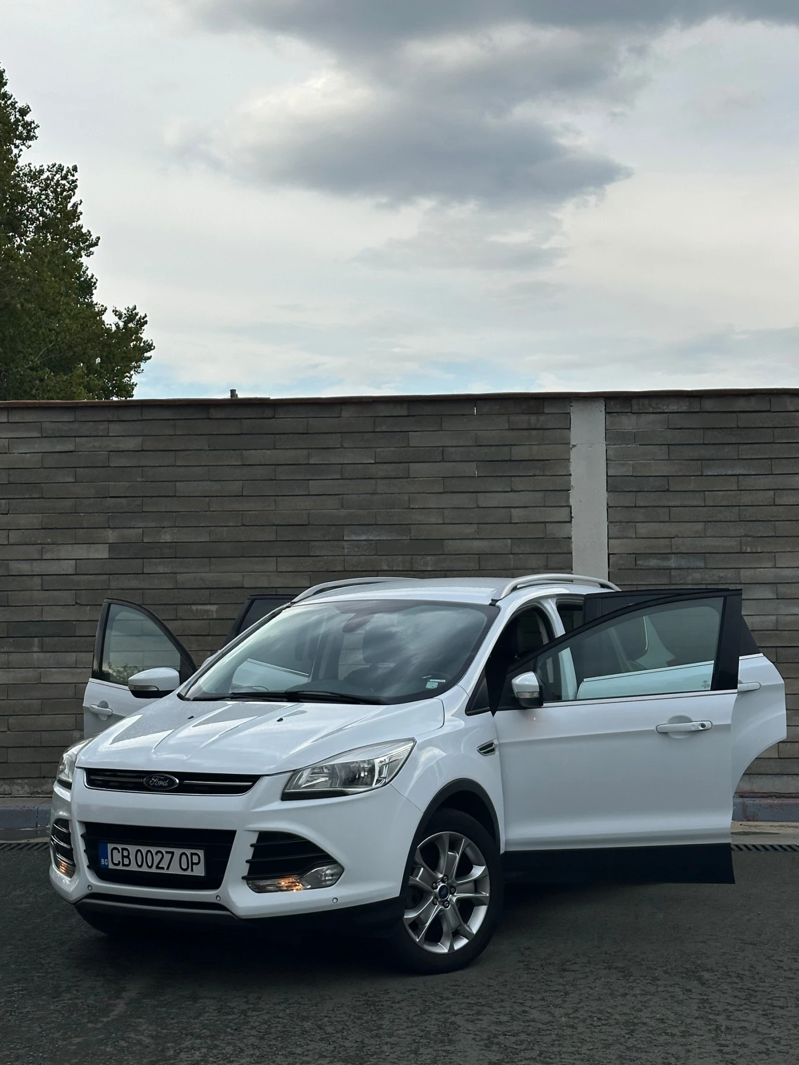 Ford Kuga 2.0 4x4 163hp, снимка 9 - Автомобили и джипове - 56168485