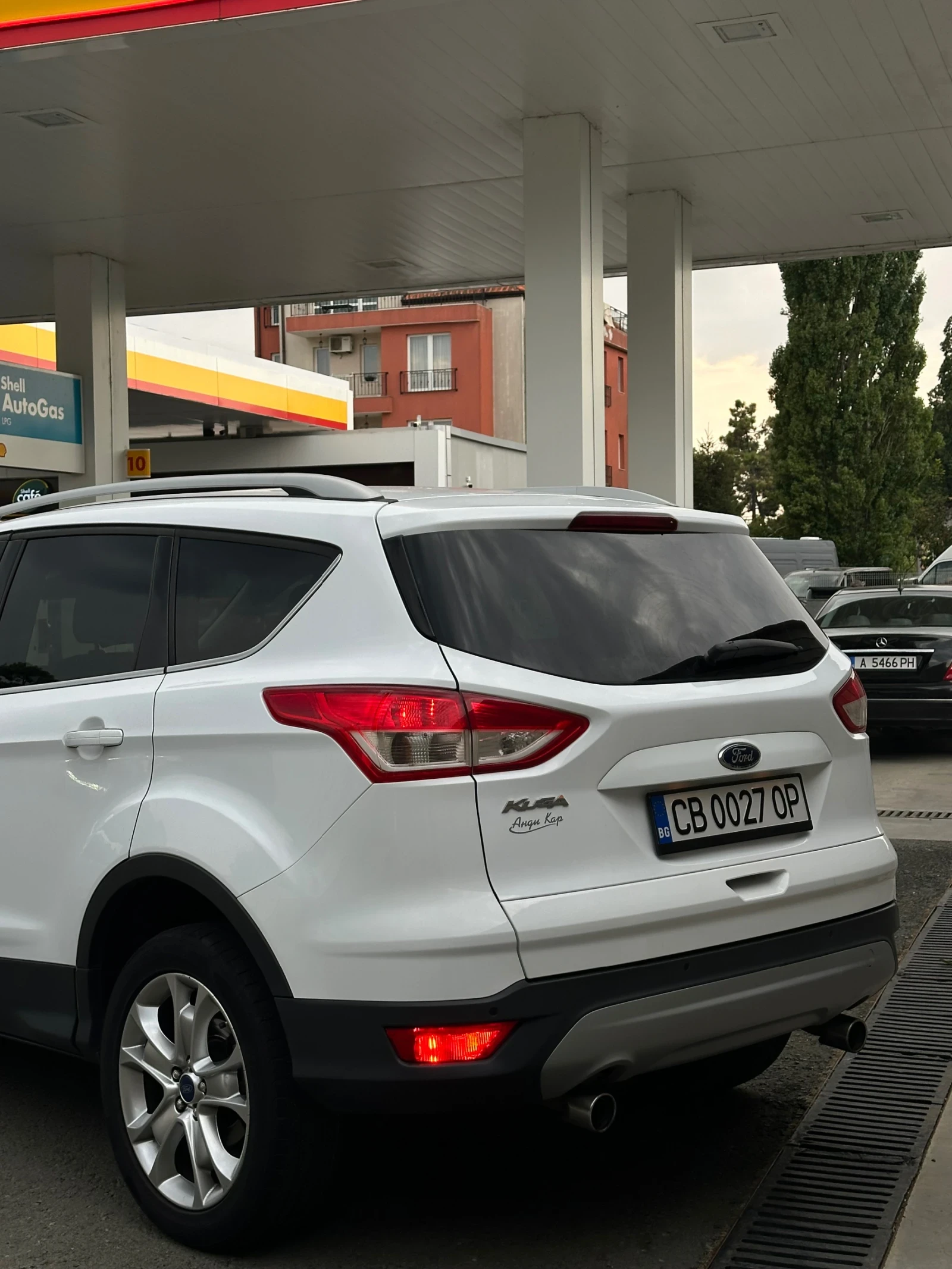 Ford Kuga 2.0 4x4 163hp, снимка 6 - Автомобили и джипове - 56168485