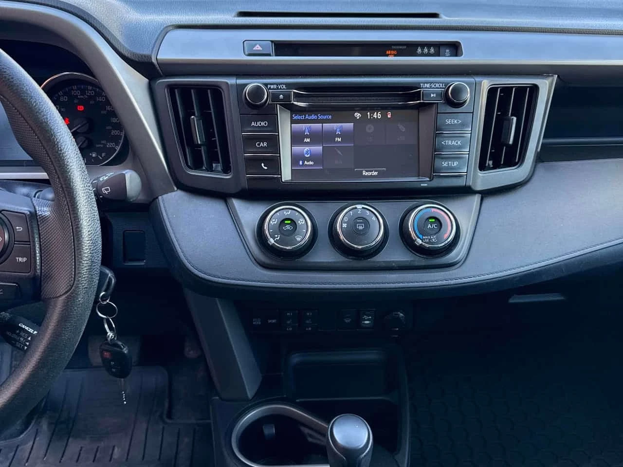 Toyota Rav4 * LE * АВТОКРЕДИТ БЕЗ ПЪРВОНАЛНА ВНОСКА* , снимка 9 - Автомобили и джипове - 56247111