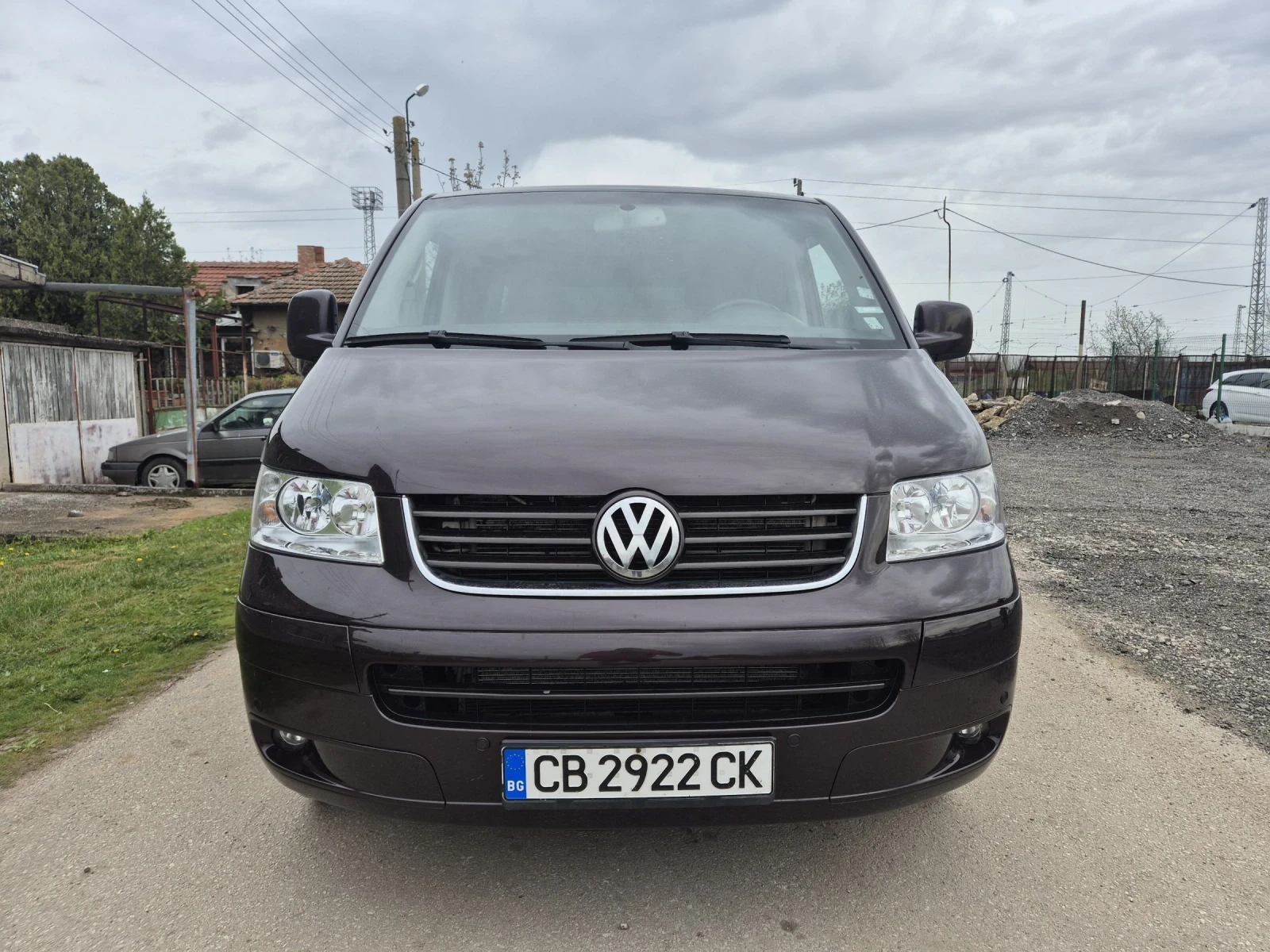 VW Transporter 2.5TDI 4MOTION MULTIVAN - изображение 2