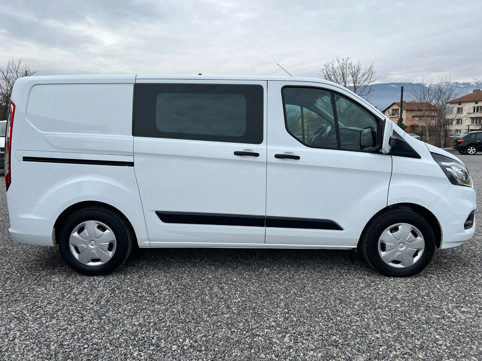 Ford Transit Custom 2.0TDCi LED/PDC/ТОП СЪСТОЯНИЕ/Сервизна история/ - изображение 5