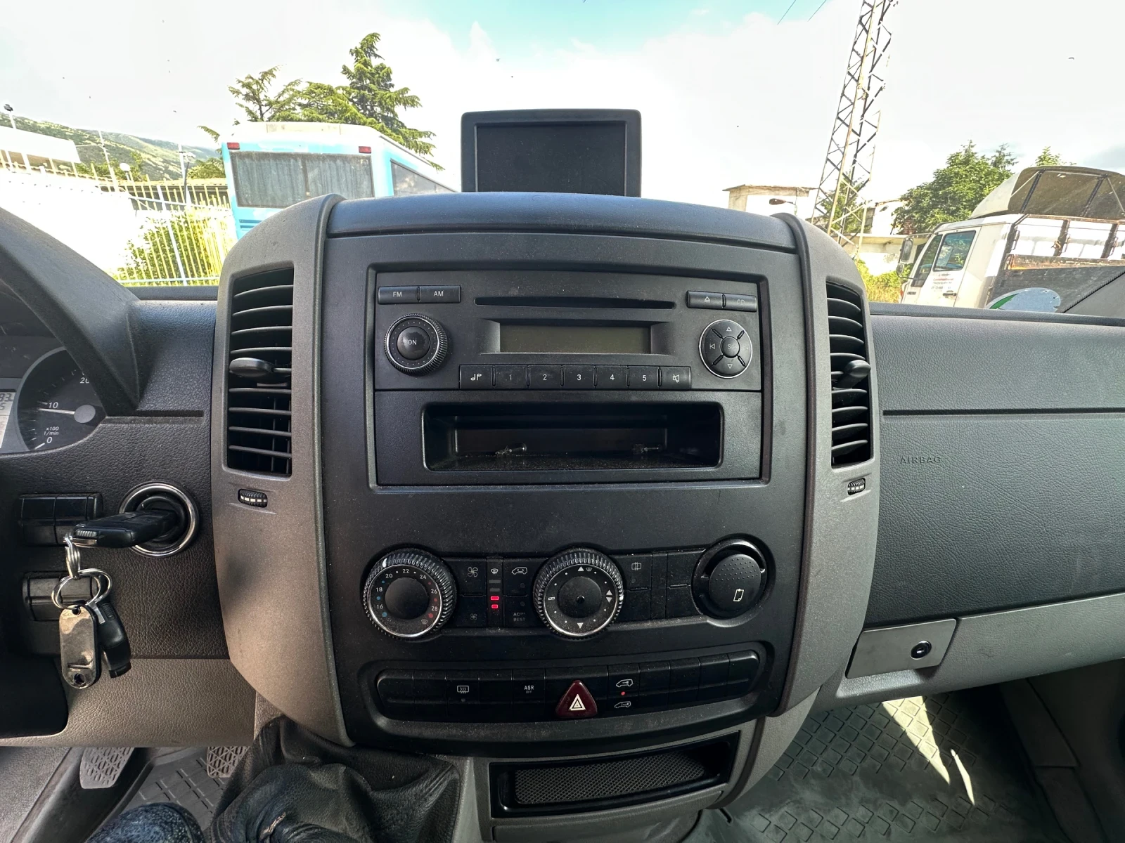 Mercedes-Benz Sprinter 315 7 местен* Климатик, снимка 7 - Бусове и автобуси - 54948115