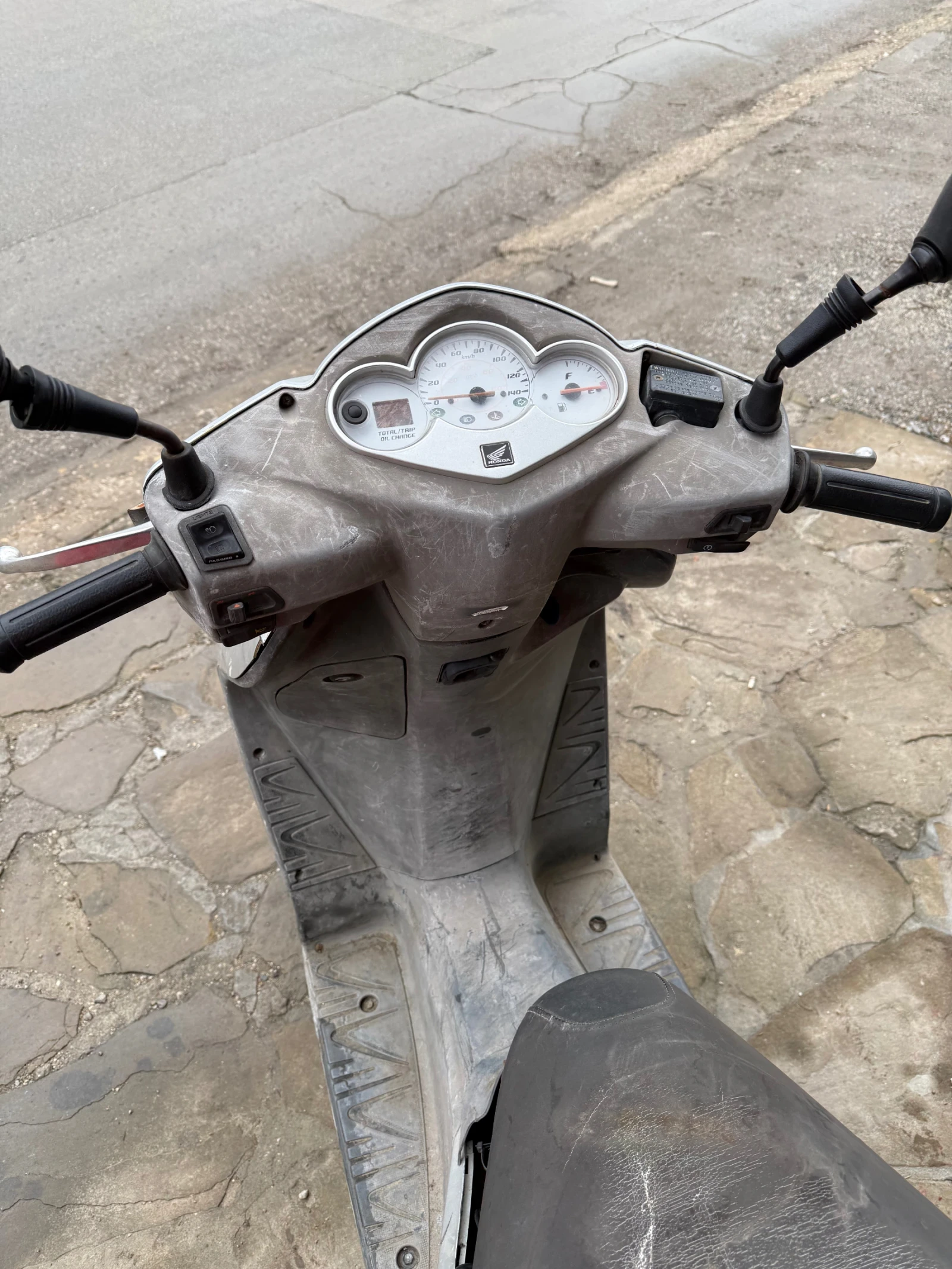 Honda Dylan 125 - изображение 6