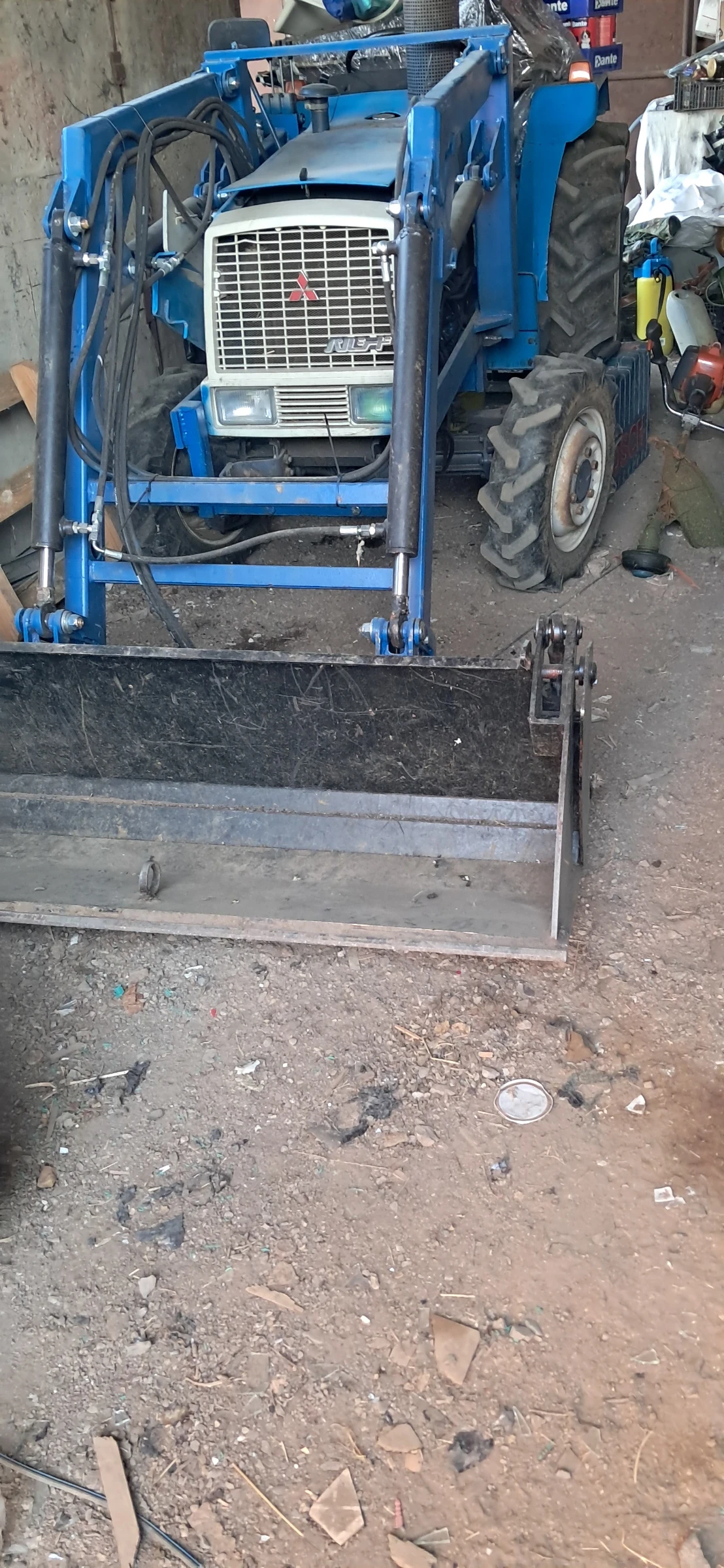  Mitsubishi MT2501 | Mobile.bg   1