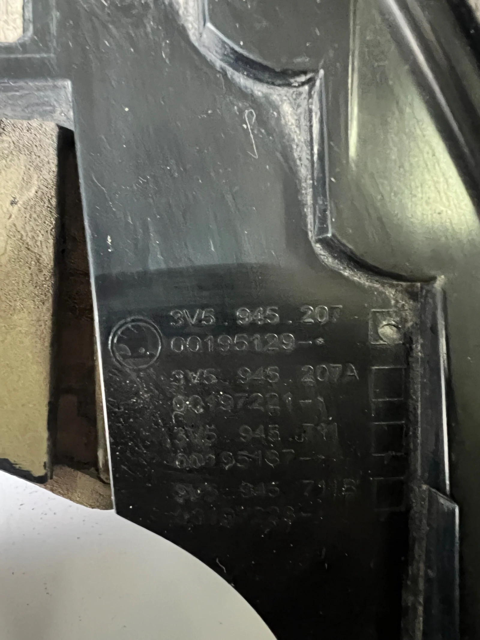 3V5945207   LED SKODA SUPERB 2018  3V5.945.207 3V5945207A | Mobile.bg   2