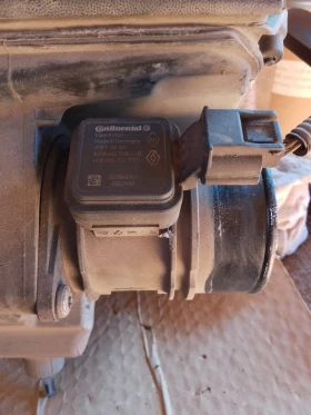     8200682558        8200702517