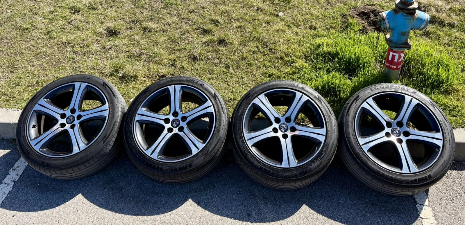 Гуми с джанти Други 235/45R18