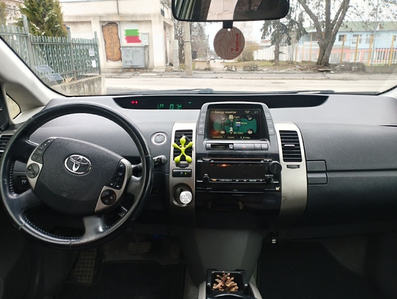 Toyota Prius XW20, снимка 6 - Автомобили и джипове - 42977931