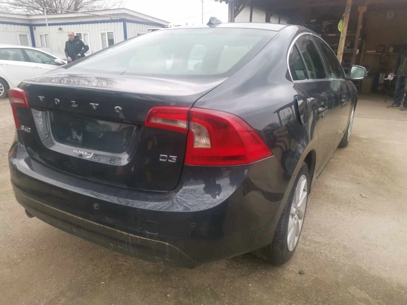 Volvo S60 2.0d, снимка 5 - Автомобили и джипове - 44708481