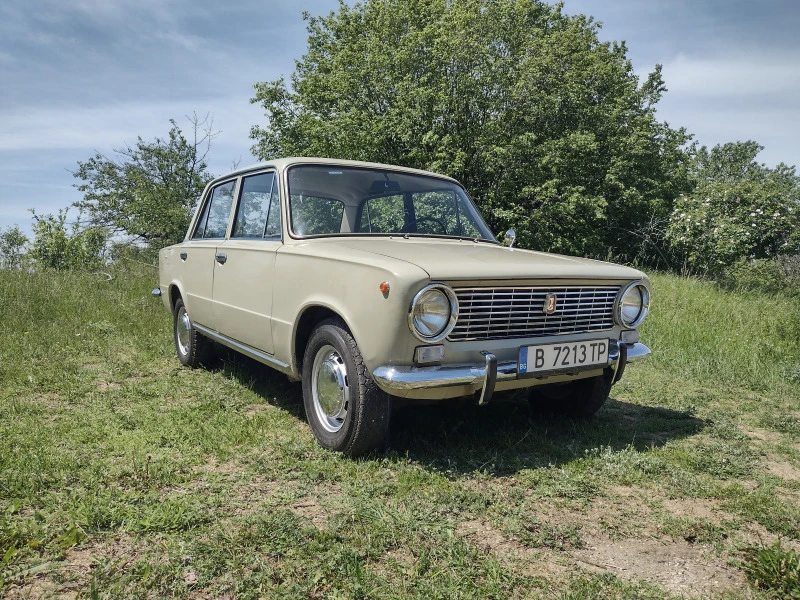 Lada 2101, снимка 1 - Автомобили и джипове - 49580102