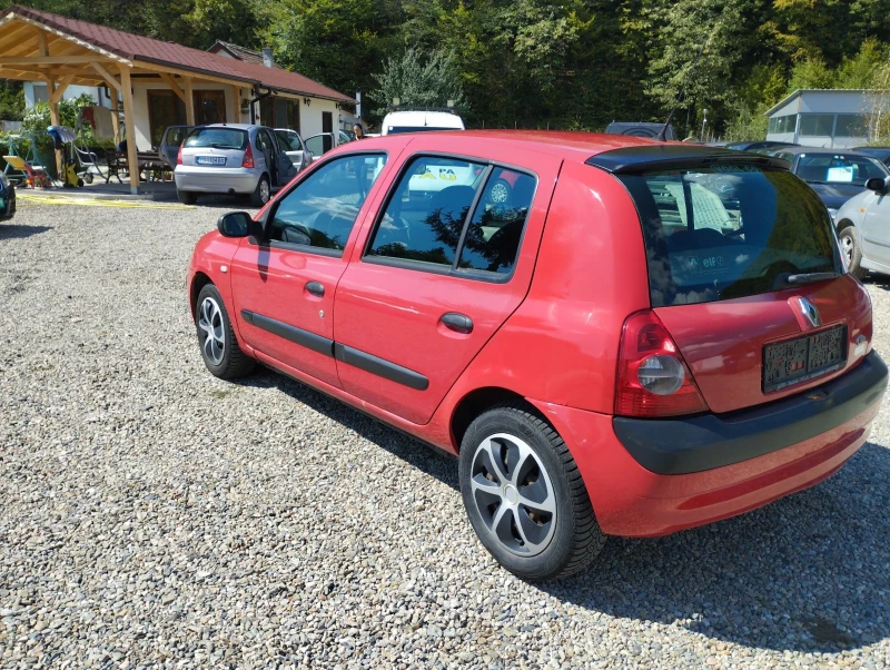 Renault Clio 1.2 i klimatik Fasse , снимка 4 - Автомобили и джипове - 47220369