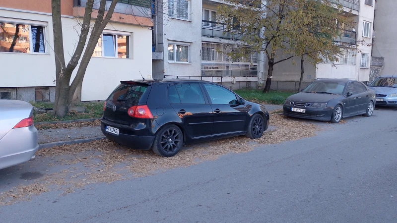 VW Golf 5, снимка 11 - Автомобили и джипове - 47802713