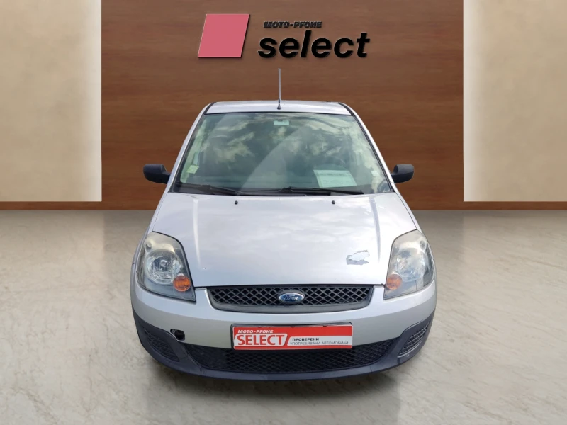 Ford Fiesta 1.3, снимка 3 - Автомобили и джипове - 48103498