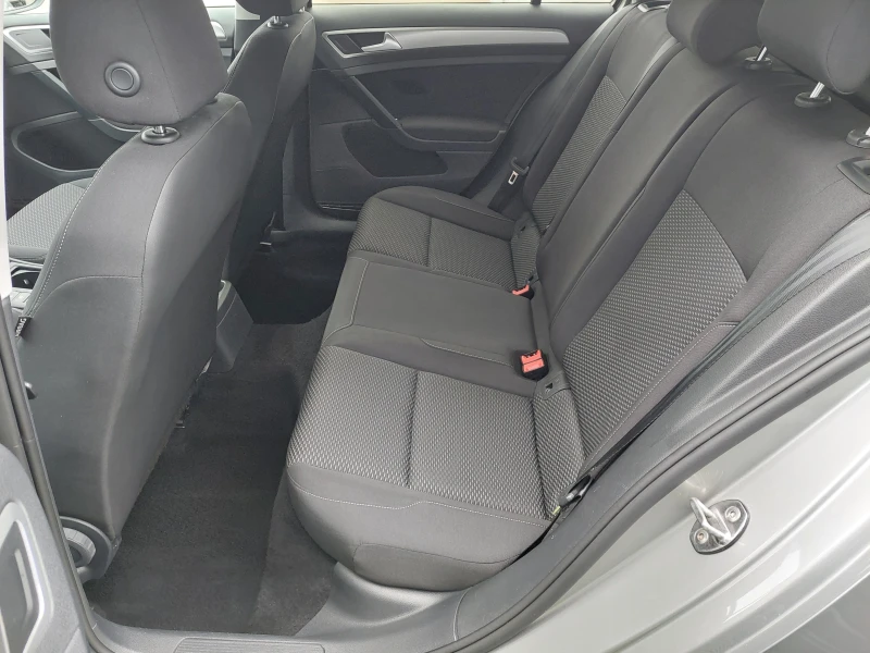 VW Golf 1.6TDI/116к.с./5MT/N1, снимка 10 - Автомобили и джипове - 48239094