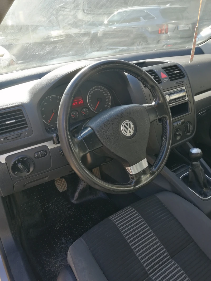 VW Golf, снимка 9 - Автомобили и джипове - 48557909