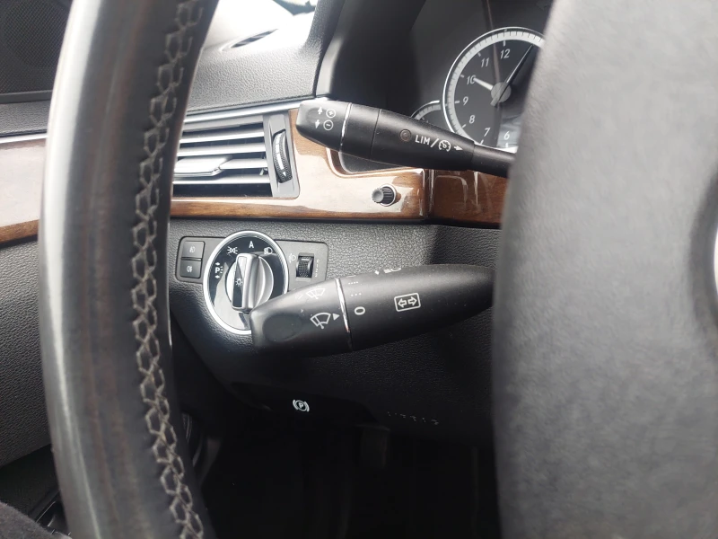 Mercedes-Benz E 300 CDI AUTOMATIC, снимка 10 - Автомобили и джипове - 49642626