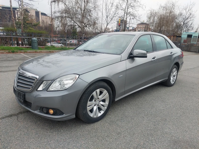 Mercedes-Benz E 300 CDI AUTOMATIC, снимка 2 - Автомобили и джипове - 49642626