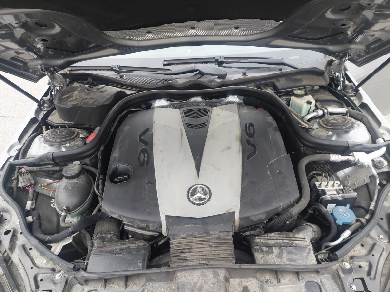 Mercedes-Benz E 300 CDI AUTOMATIC, снимка 16 - Автомобили и джипове - 49642626