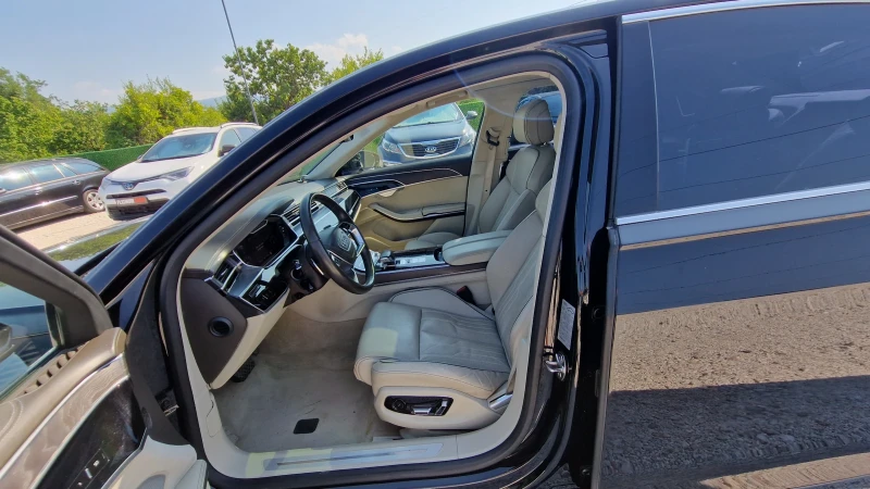 Audi A8 5.0TDI/LONG/TV/DISTRONIK/OBDUX/PANO/VAKUMMAXX FULL, снимка 10 - Автомобили и джипове - 51394099
