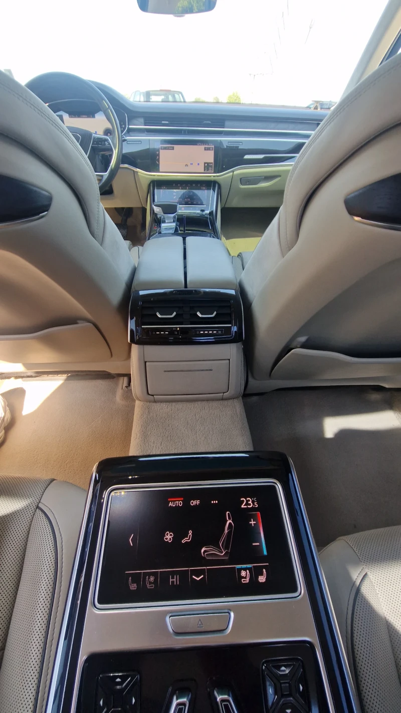 Audi A8 5.0TDI/LONG/TV/DISTRONIK/OBDUX/PANO/VAKUMMAXX FULL, снимка 13 - Автомобили и джипове - 51394099