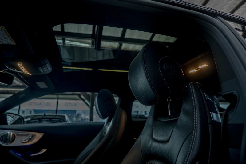 Mercedes-Benz C 43 AMG Coupe/4Matic/Пано/Амбиент/Камера 360/Burmester/, снимка 14 - Автомобили и джипове - 53405635