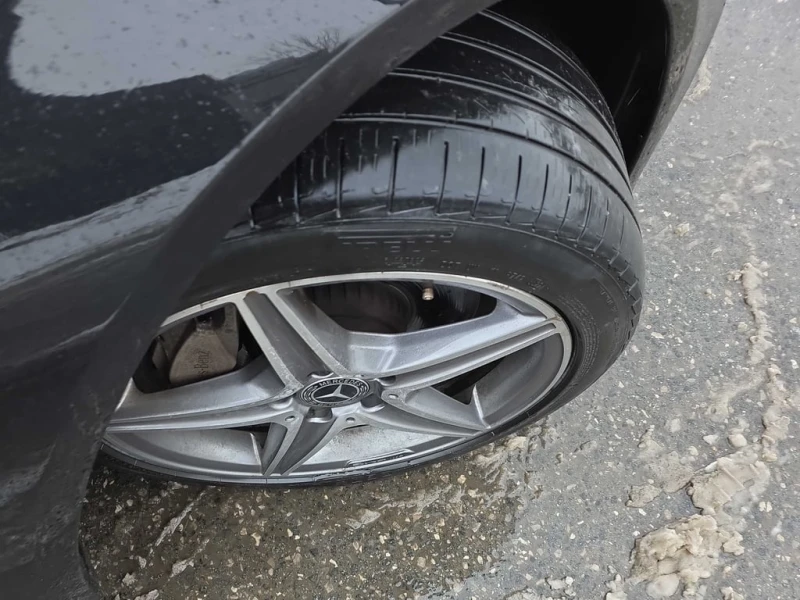 Mercedes-Benz C 300 * AMBIENT * 2 КЛЮЧА * KEYLESS * ПОДГРЕВИ * PANO, снимка 12 - Автомобили и джипове - 53434490
