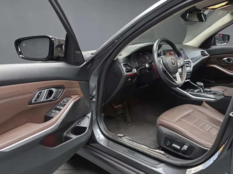 BMW 330 (G20) 330E, снимка 10 - Автомобили и джипове - 56324781