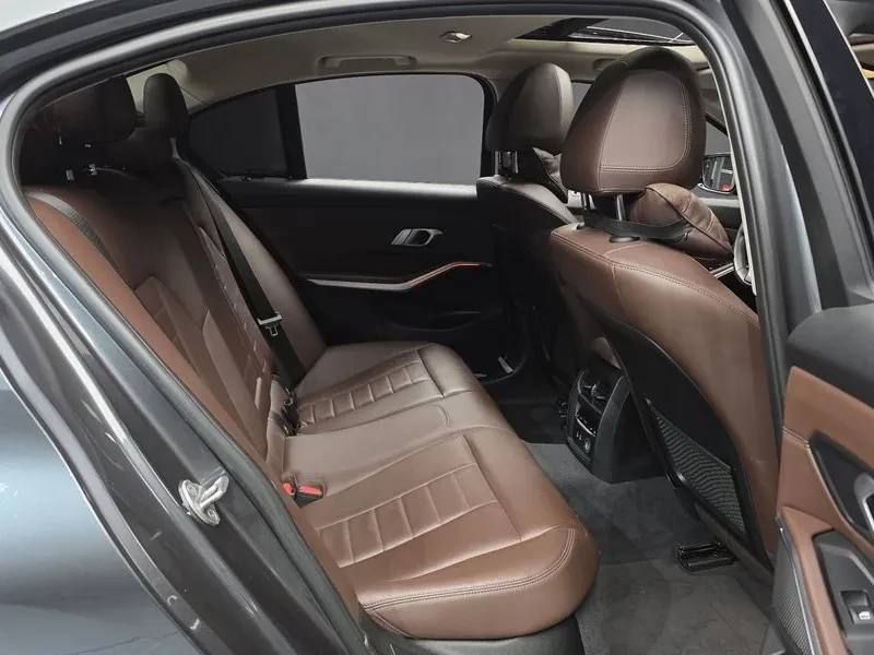 BMW 330 (G20) 330E, снимка 12 - Автомобили и джипове - 56324781