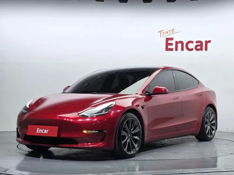 Tesla Model 3 Long-Range Awd