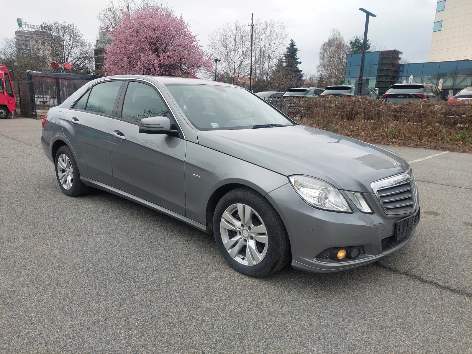 Mercedes-Benz E 300 CDI AUTOMATIC, снимка 1