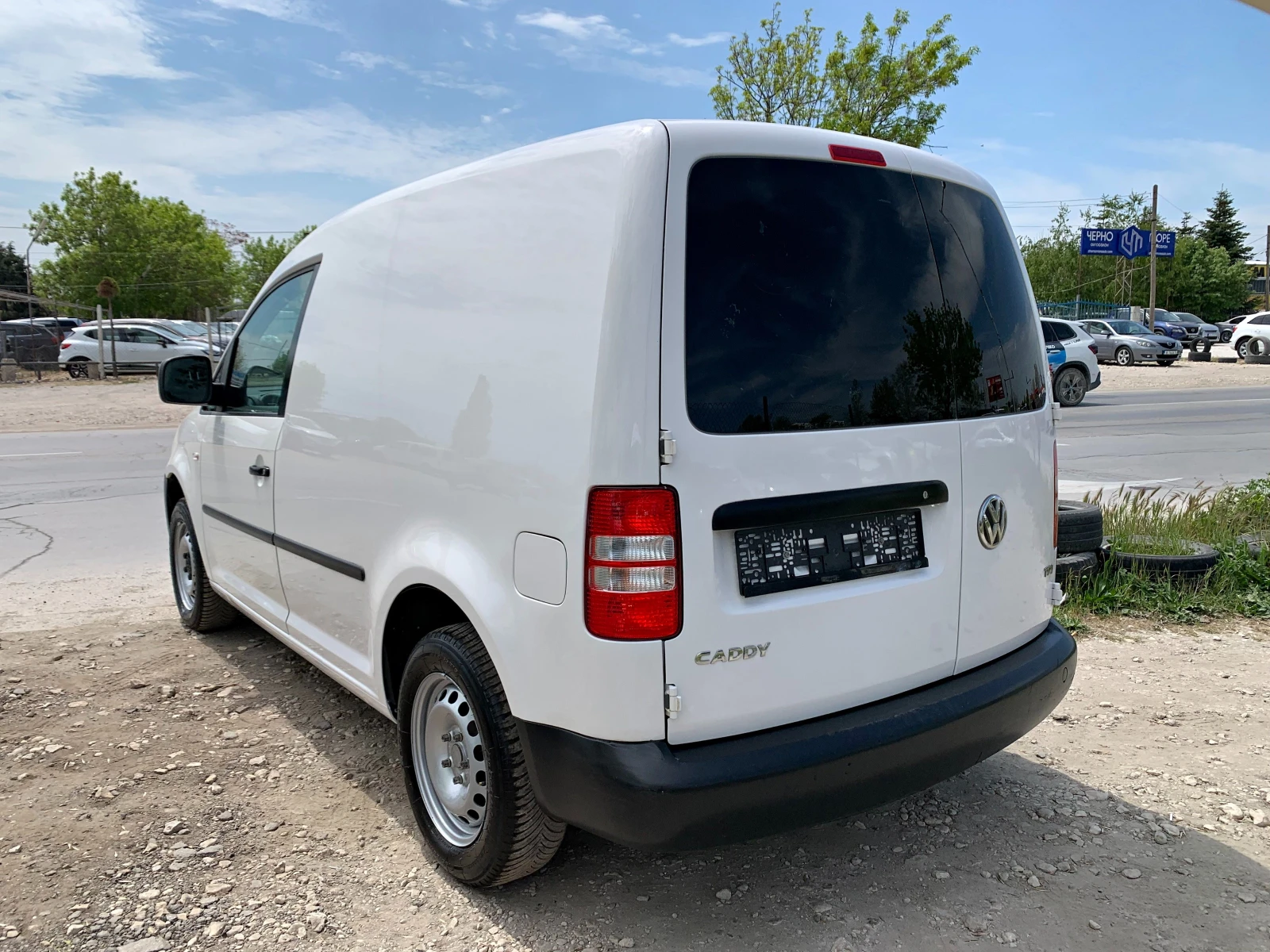 VW Caddy 1.6TDI - изображение 3