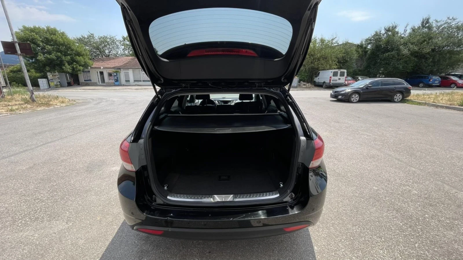 Hyundai I40 1.7CRDI KLIMA - изображение 10