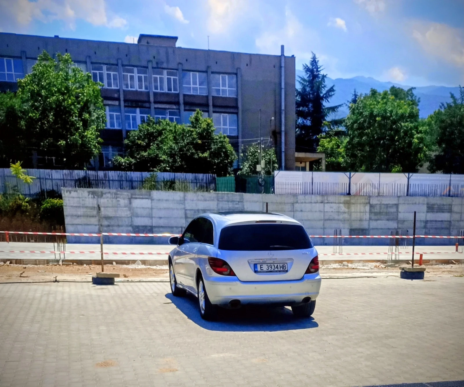 Mercedes-Benz R 350  - изображение 4