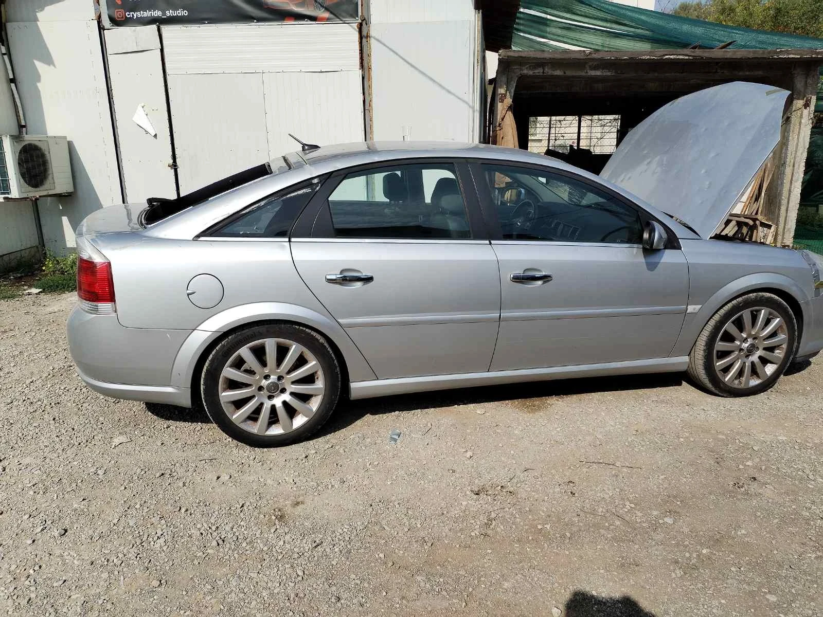 Opel Vectra 2.8 - изображение 4