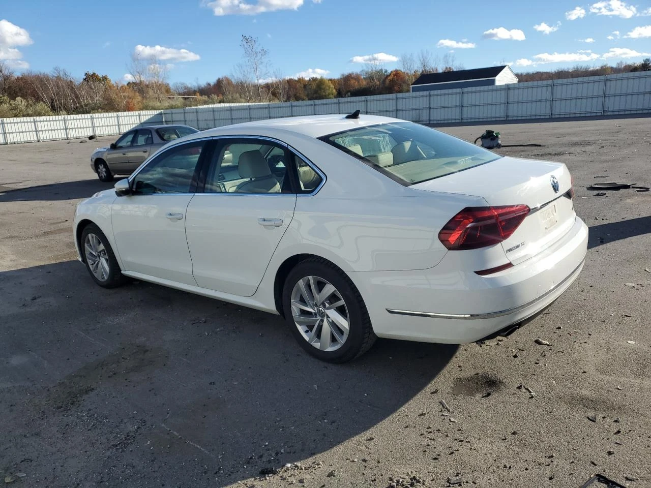 VW Passat 2.4* LX* ПЕРФЕКТНА* ФИКСИРАНА ЦЕНА! - изображение 3