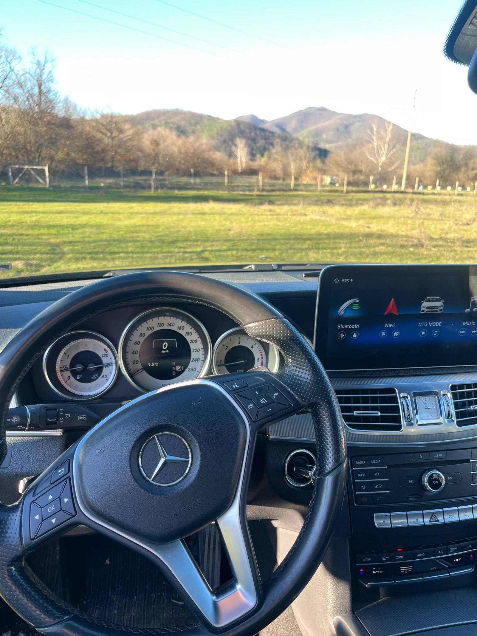 Mercedes-Benz E 200  - изображение 5