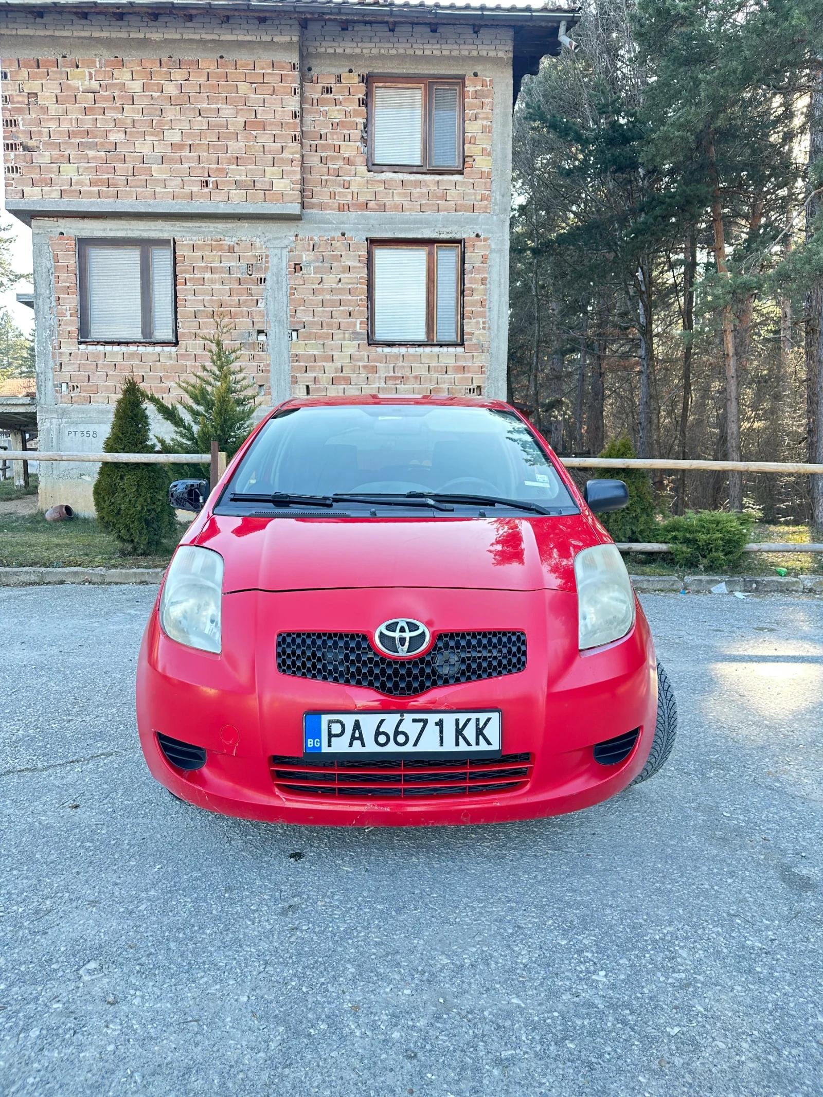 Toyota Yaris, снимка 2 - Автомобили и джипове - 53786243