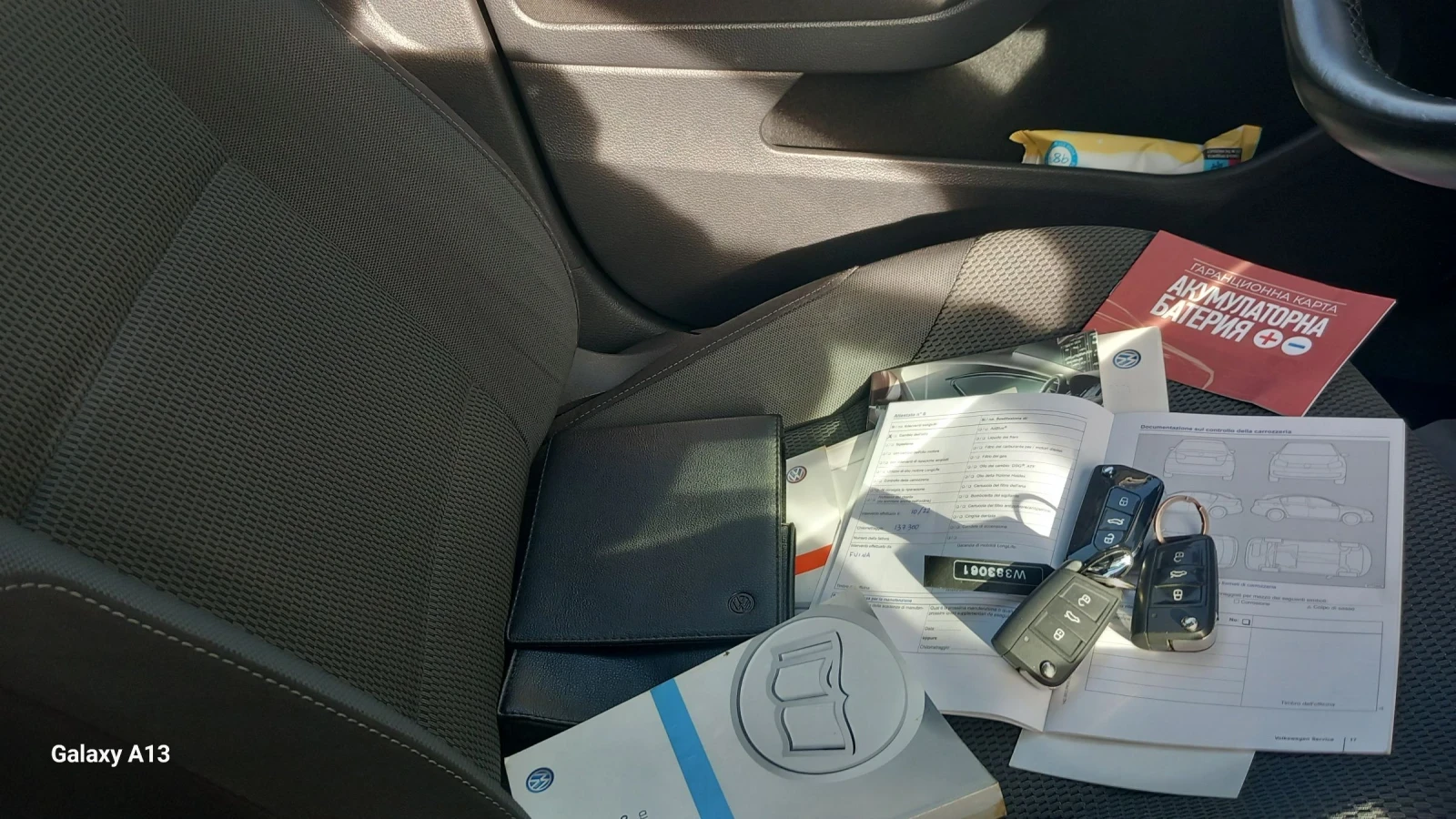 VW Golf 1.4TSI R-Line, снимка 7 - Автомобили и джипове - 53822436