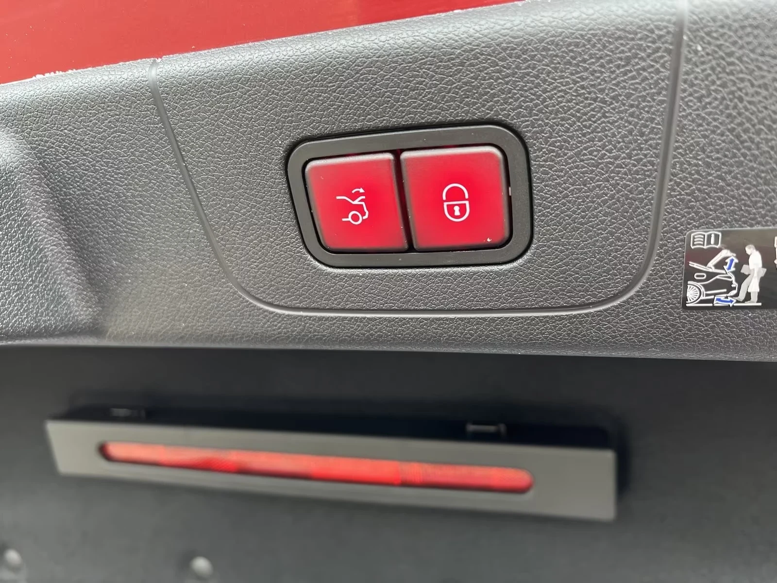 Mercedes-Benz CLA 250 + EQ Tech Prem 360* MultiB DISTR Winter Pack PANO, снимка 17 - Автомобили и джипове - 54322315