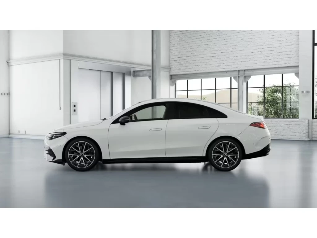 Mercedes-Benz CLA 250 + AMG 360* MultiB DISTRONIC Winter Pack PANO, снимка 4 - Автомобили и джипове - 55018864