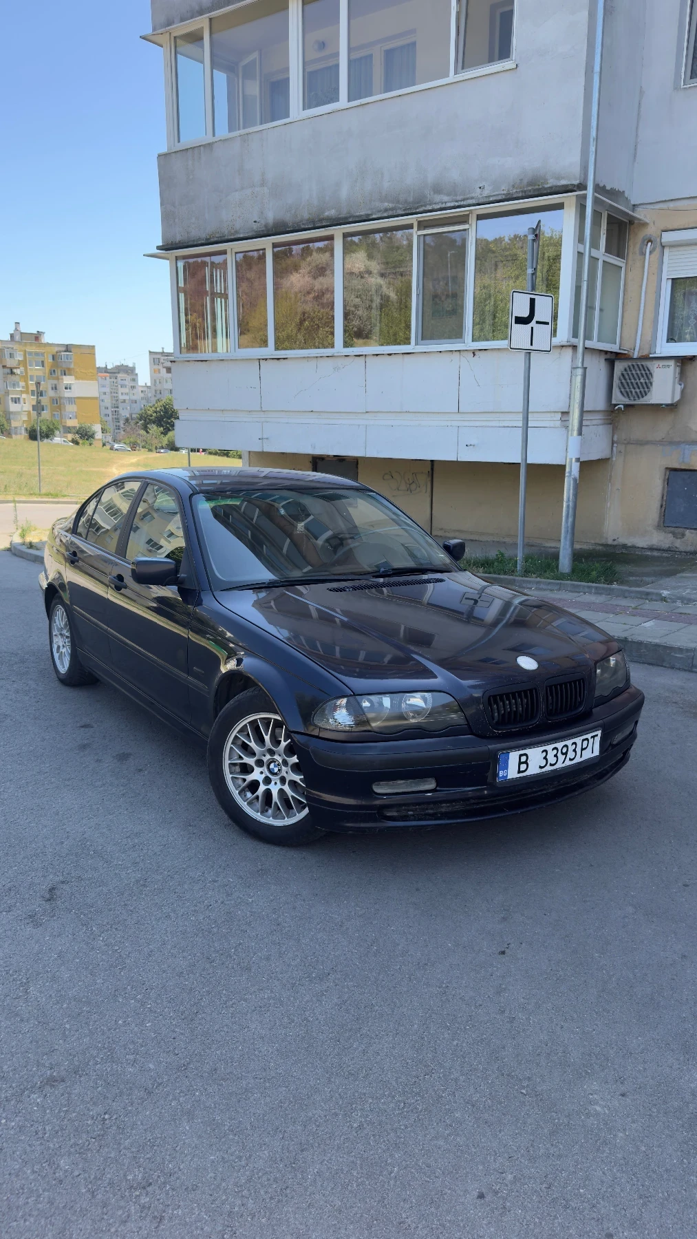 BMW 320