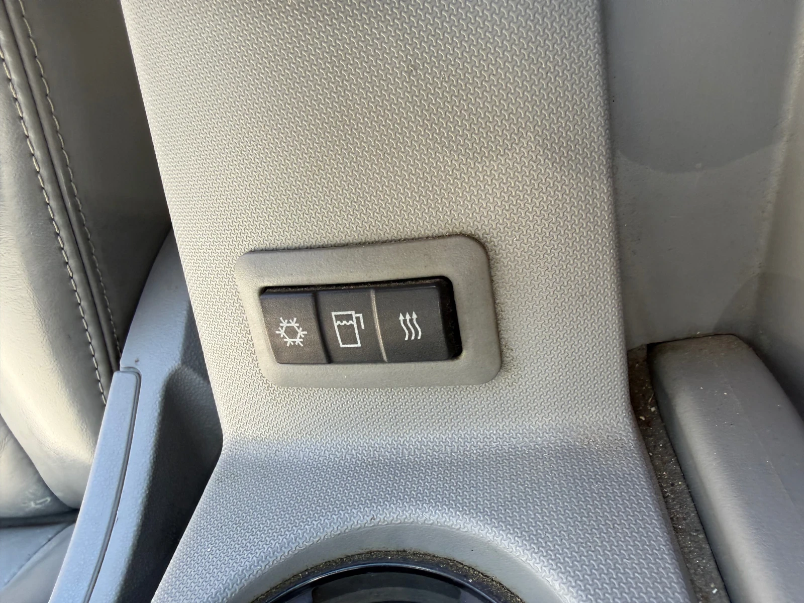 Chrysler Sebring Limited Edition* 2.7i* V6, снимка 12 - Автомобили и джипове - 54624783