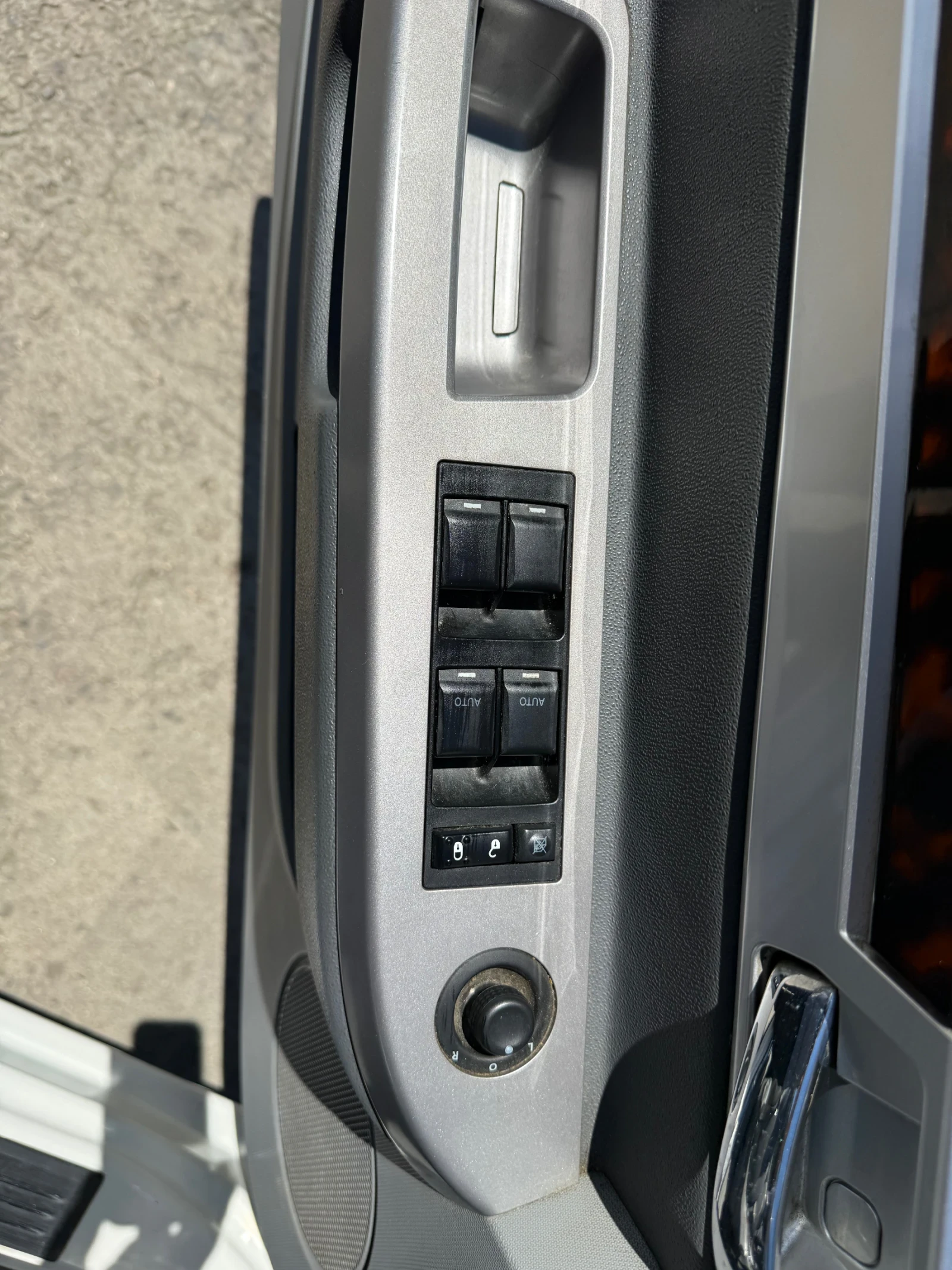 Chrysler Sebring Limited Edition* 2.7i* V6, снимка 10 - Автомобили и джипове - 54624783