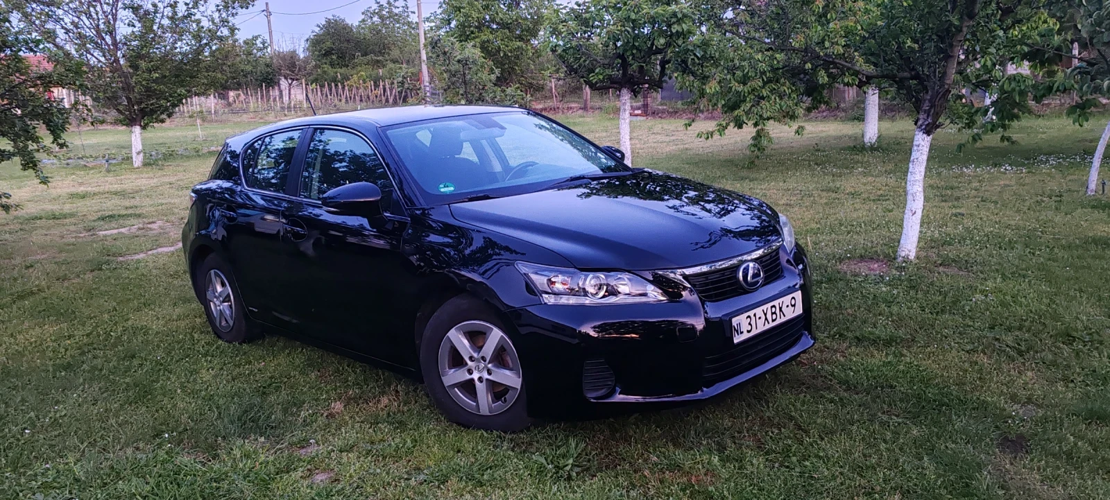 Lexus CT 200h, снимка 3 - Автомобили и джипове - 54732769