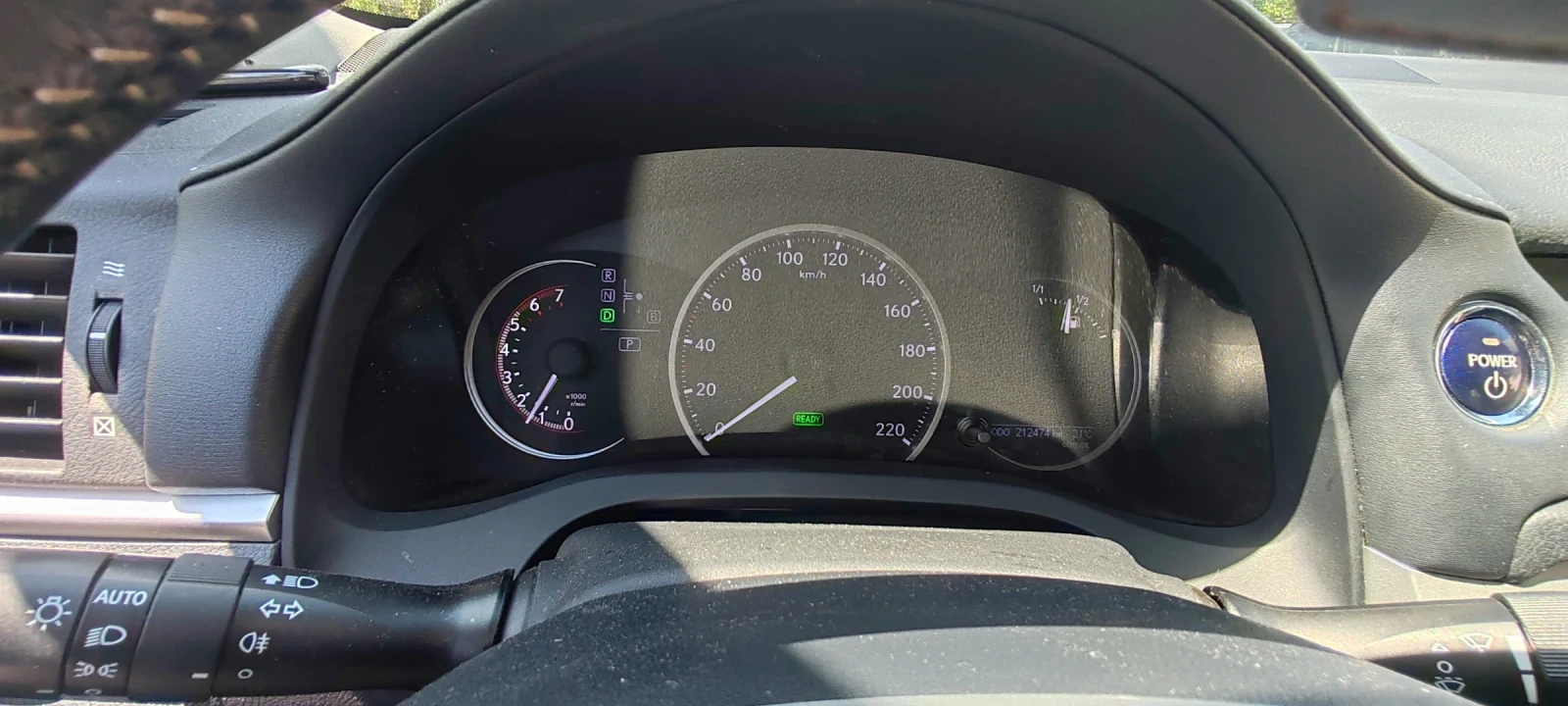 Lexus CT 200h, снимка 6 - Автомобили и джипове - 54732769
