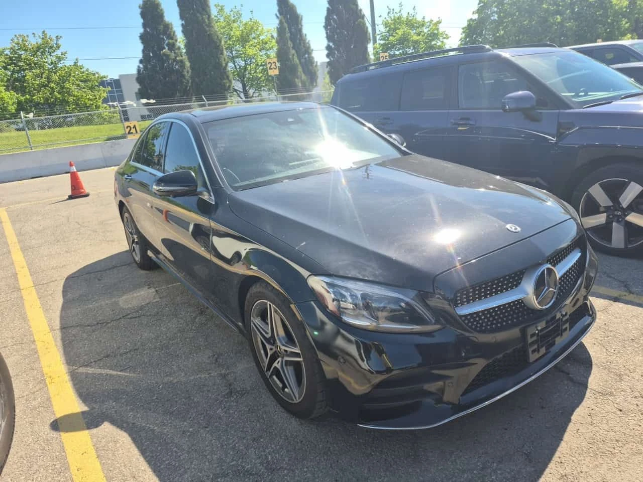 Mercedes-Benz C 300 | CARFAX | БЕЗ ПЪРВОНАЧАЛНА ВНОСКА, снимка 3 - Автомобили и джипове - 54963680