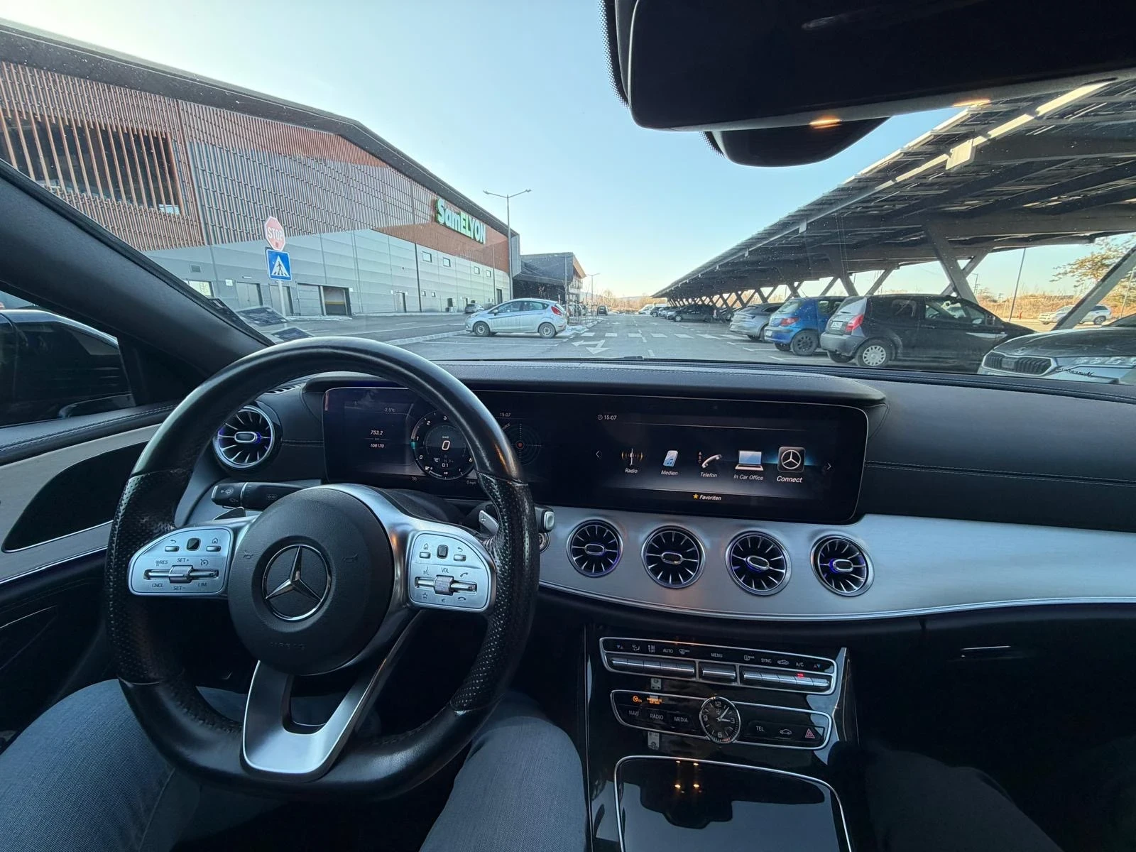 Mercedes-Benz CLS 300 AMG Line Black edition , снимка 9 - Автомобили и джипове - 55624165