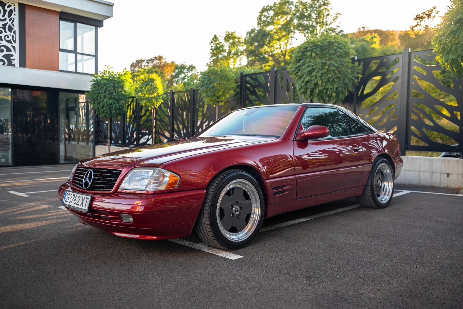 Mercedes-Benz SL 500 Custom 