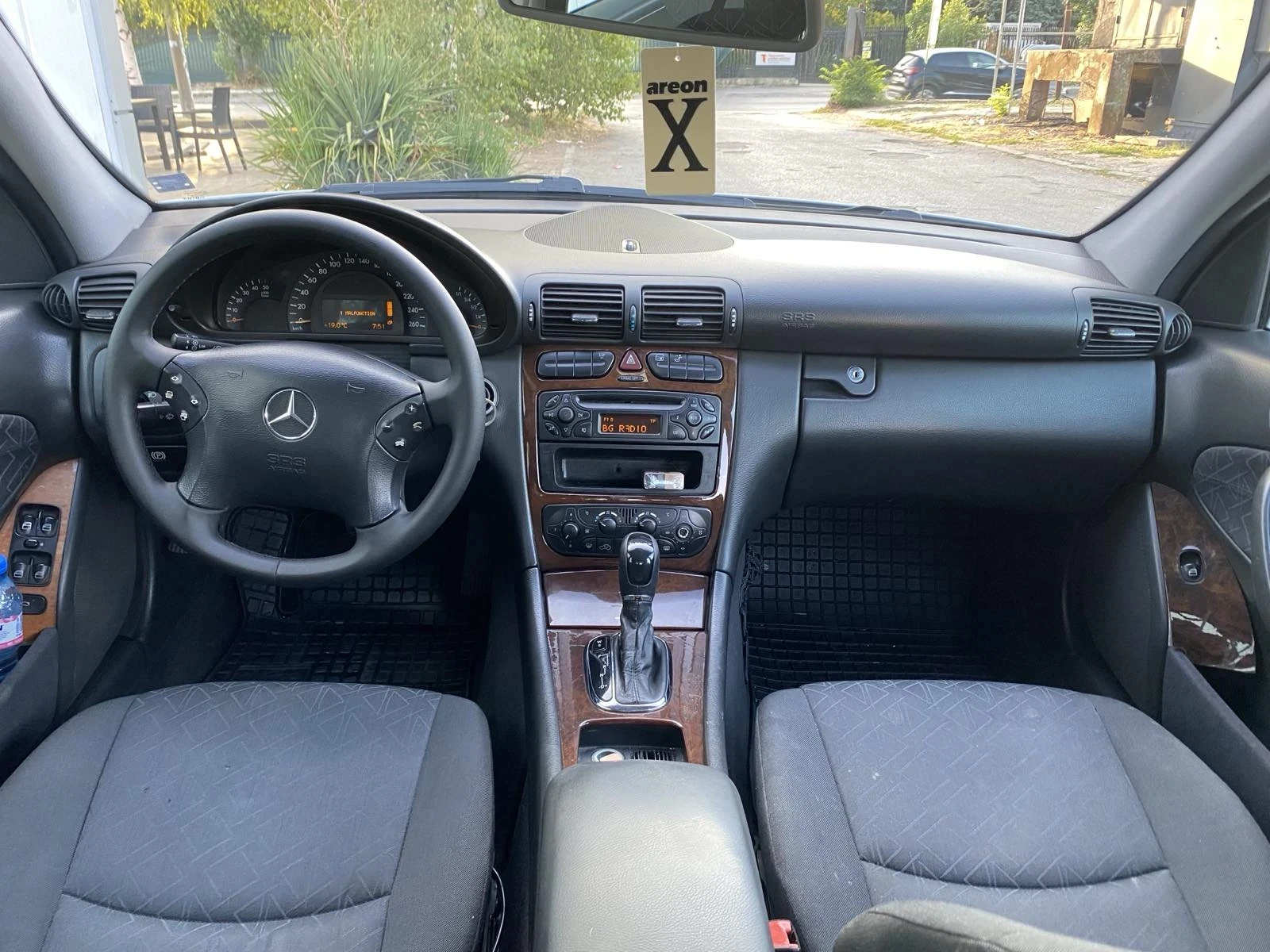 Mercedes-Benz 220, снимка 7 - Автомобили и джипове - 56665782
